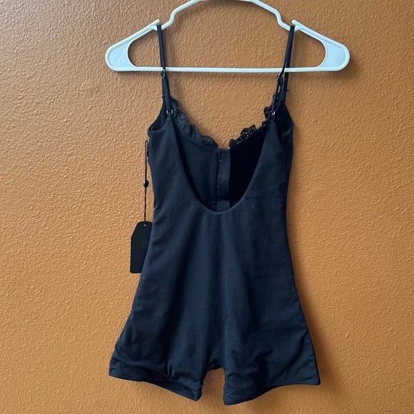Frankie’s Bikinis X Sydney Sweeney Annabella Pointelle Romper Small New With Tag - Picture 12 of 13